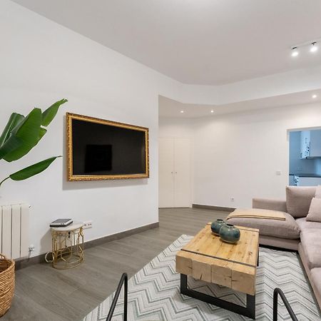 Luxe Apartment In Plaza De Espana Madrid Exterior foto