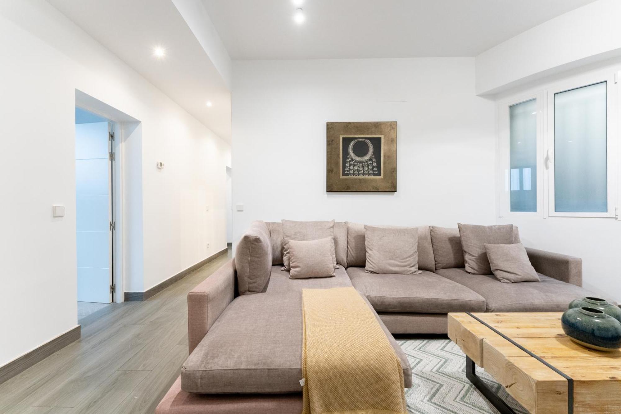 Luxe Apartment In Plaza De Espana Madrid Exterior foto