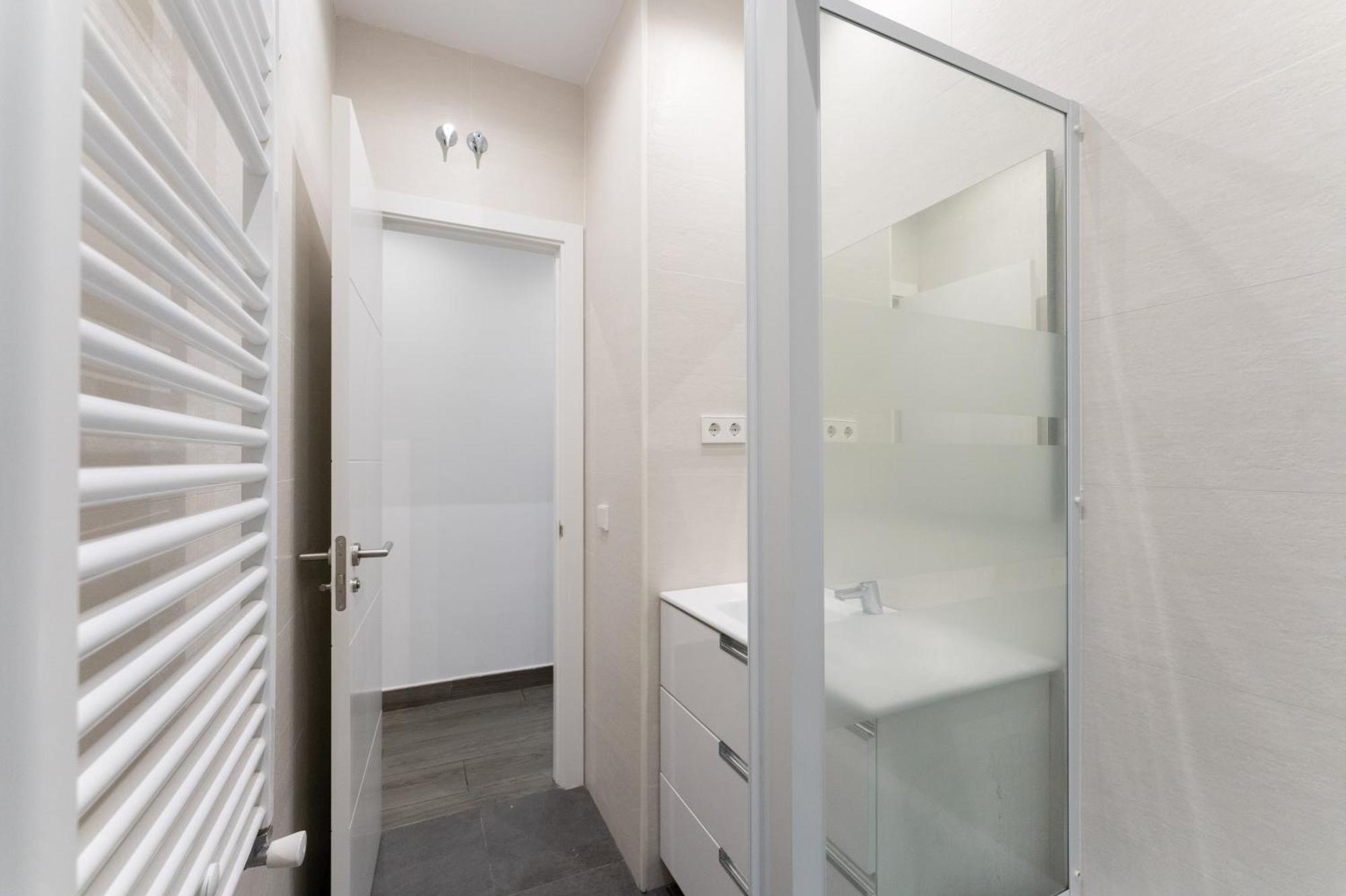Luxe Apartment In Plaza De Espana Madrid Exterior foto