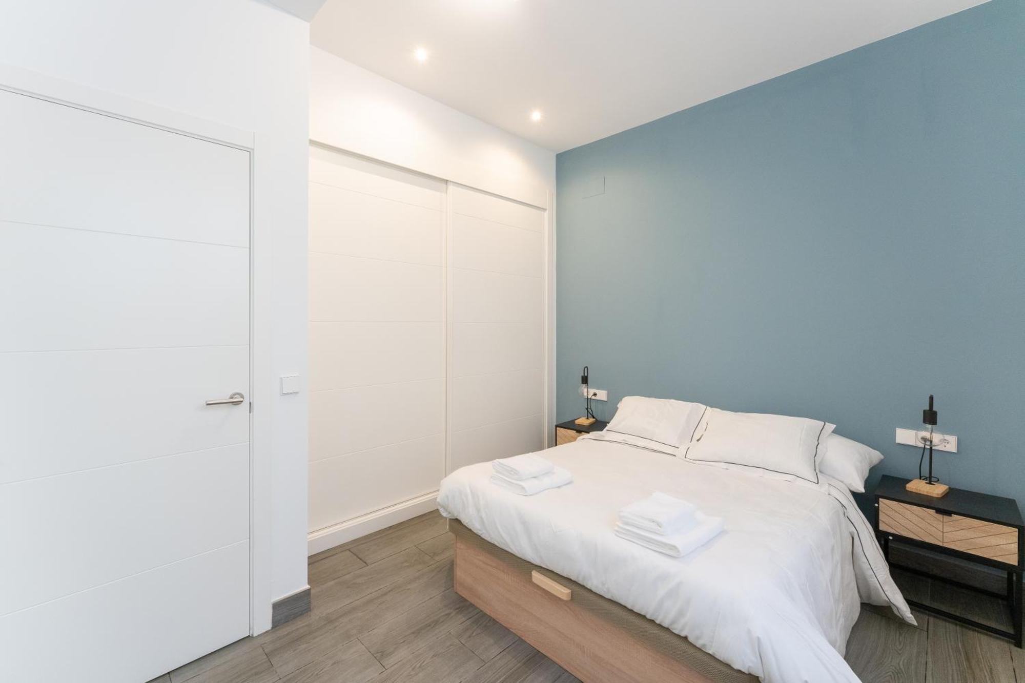 Luxe Apartment In Plaza De Espana Madrid Exterior foto