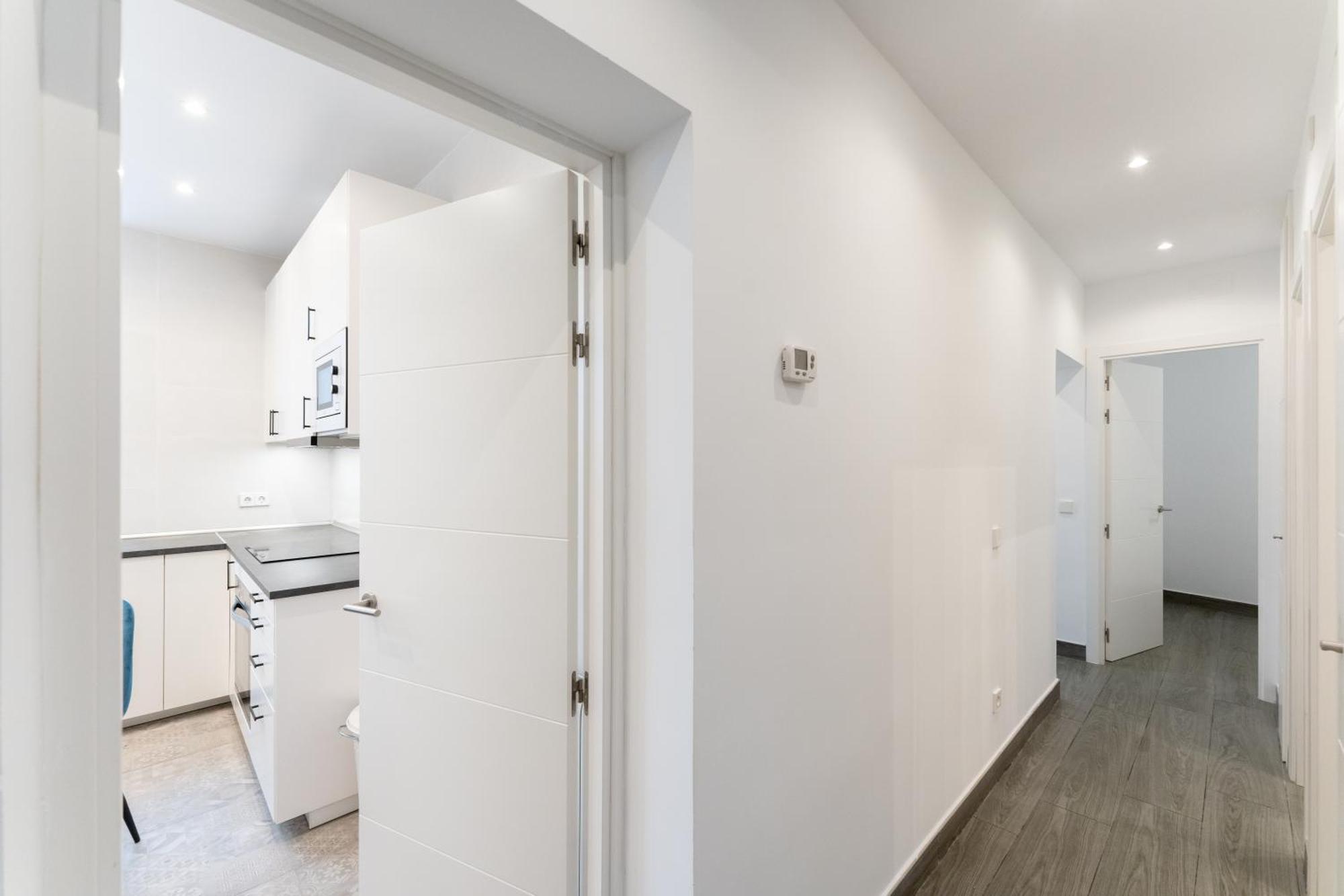 Luxe Apartment In Plaza De Espana Madrid Exterior foto